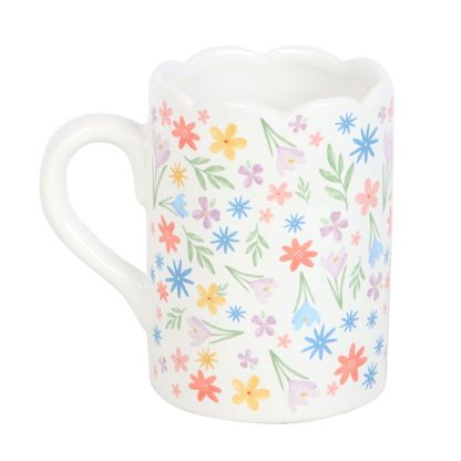 Spring Floral Print Scalloped Mug - Image 2